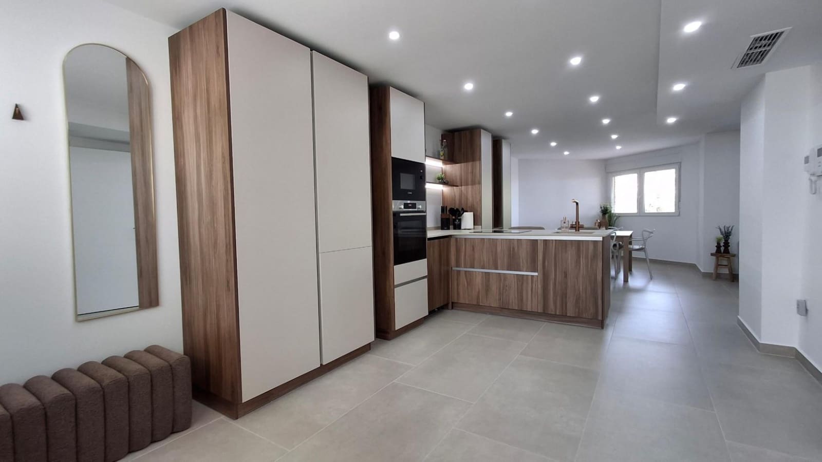 2 Zimmer Apartment zu verkaufen in Torrevieja - 279.000 € (Ref: 9868561)