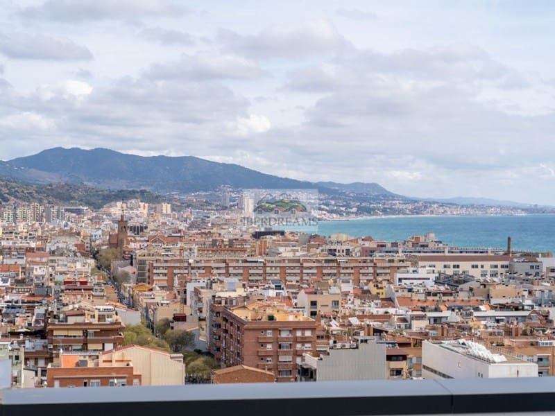 3 sovrum Lägenhet till salu i Badalona med pool garage - 547 000 € (Ref: 7835571)