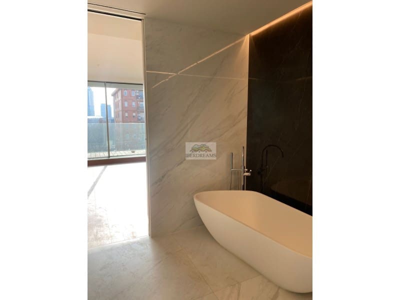 2 soveværelse Lejlighed til salg i Barcelona by med swimmingpool garage - € 999.000 (Ref: 7976471)