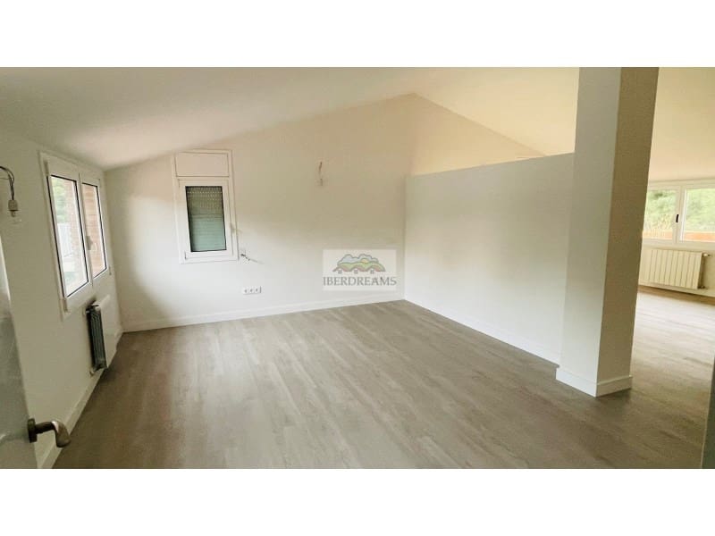 4 soveværelse Villa til salg i Arenys de Mar med garage - € 850.000 (Ref: 8836829)