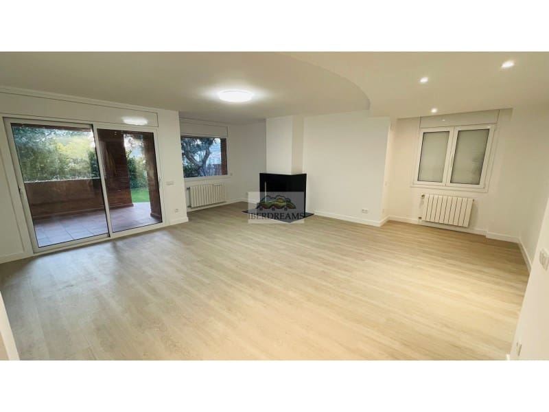 4 soveværelse Villa til salg i Arenys de Mar med garage - € 850.000 (Ref: 8836829)