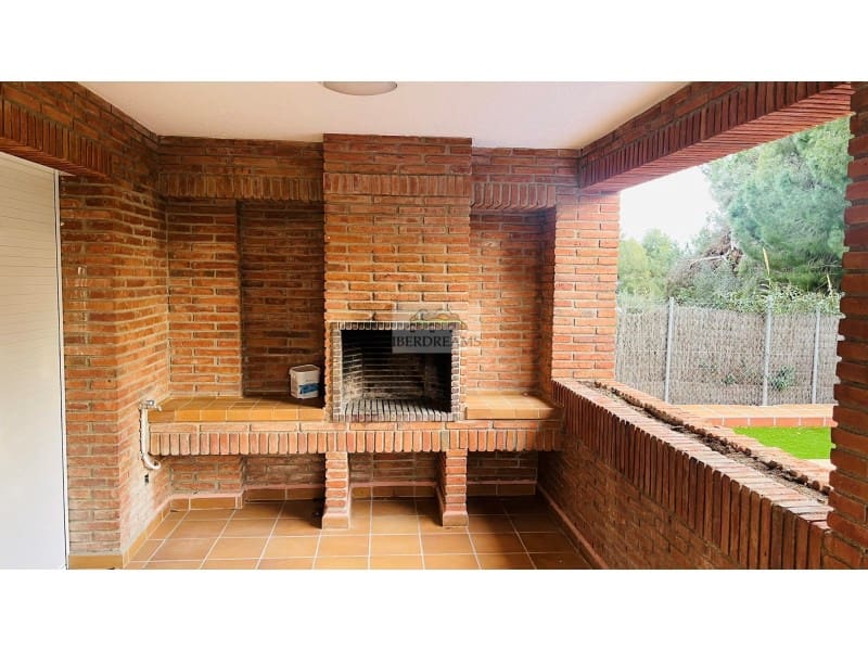 4 soveværelse Villa til salg i Arenys de Mar med garage - € 850.000 (Ref: 8836829)