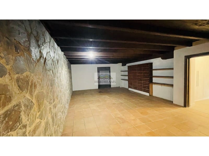 4 soveværelse Villa til salg i Arenys de Mar med garage - € 850.000 (Ref: 8836829)