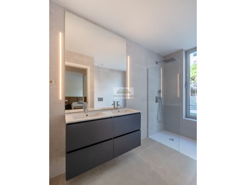 2 makuuhuone Huoneisto myytävänä paikassa Platja d'Aro mukana 
autotalli - 1 130 000 € (Ref: 9377942)