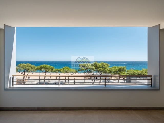 2 soverom Leilighet til salgs i Platja d'Aro, Castell-Platja d'Aro med garasje - € 1 130 000 (Ref: 9377942)