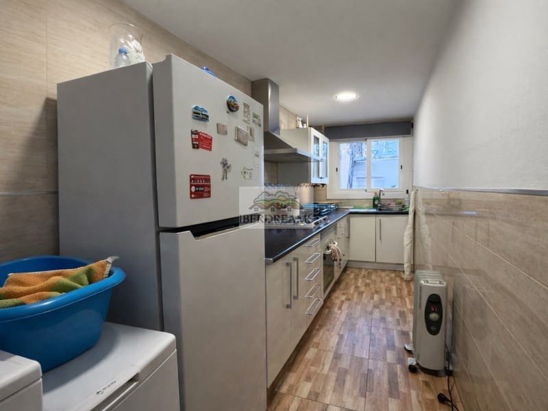 3 bedroom Townhouse for sale in Montcada i Reixac with garage - € 398,179 (Ref: 9488462)