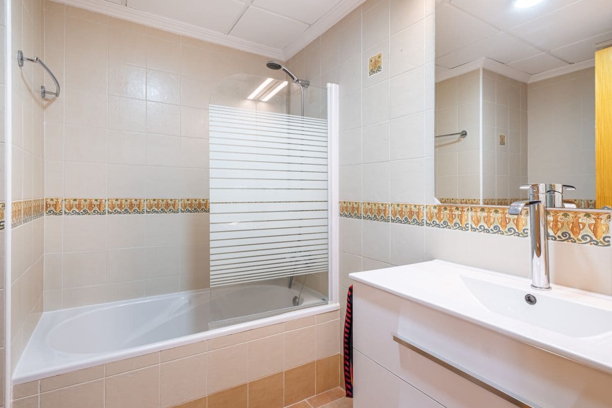 3 soveværelse Lejlighed til salg i El Campello - € 260.000 (Ref: 9253645)