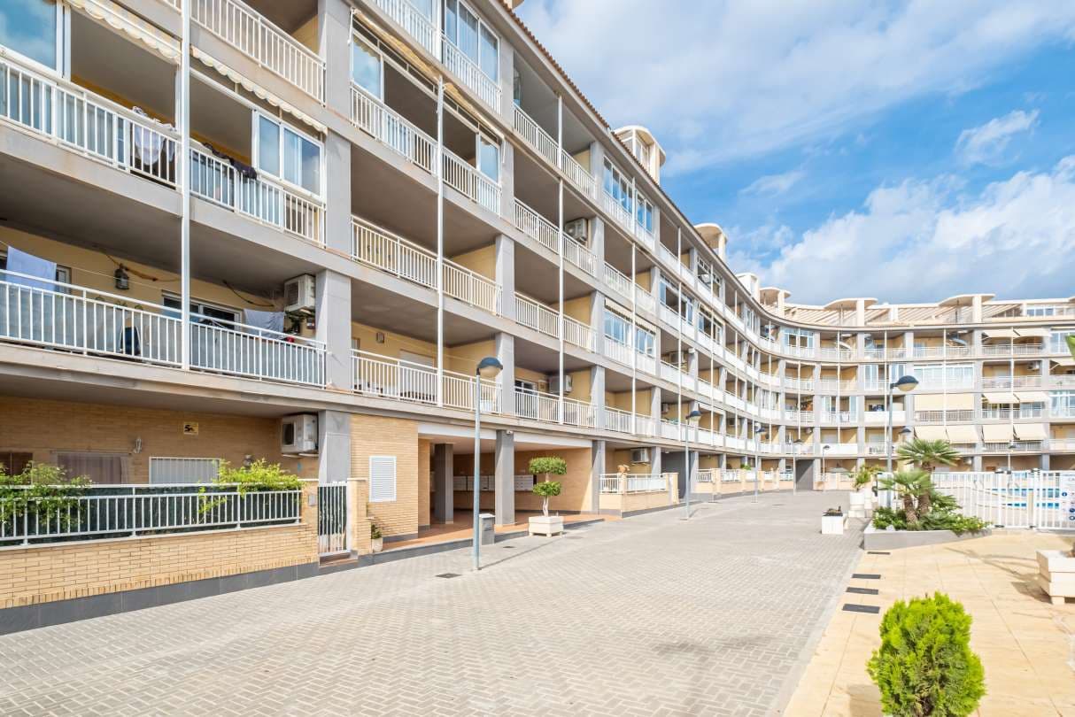 3 soveværelse Lejlighed til salg i El Campello - € 260.000 (Ref: 9253645)