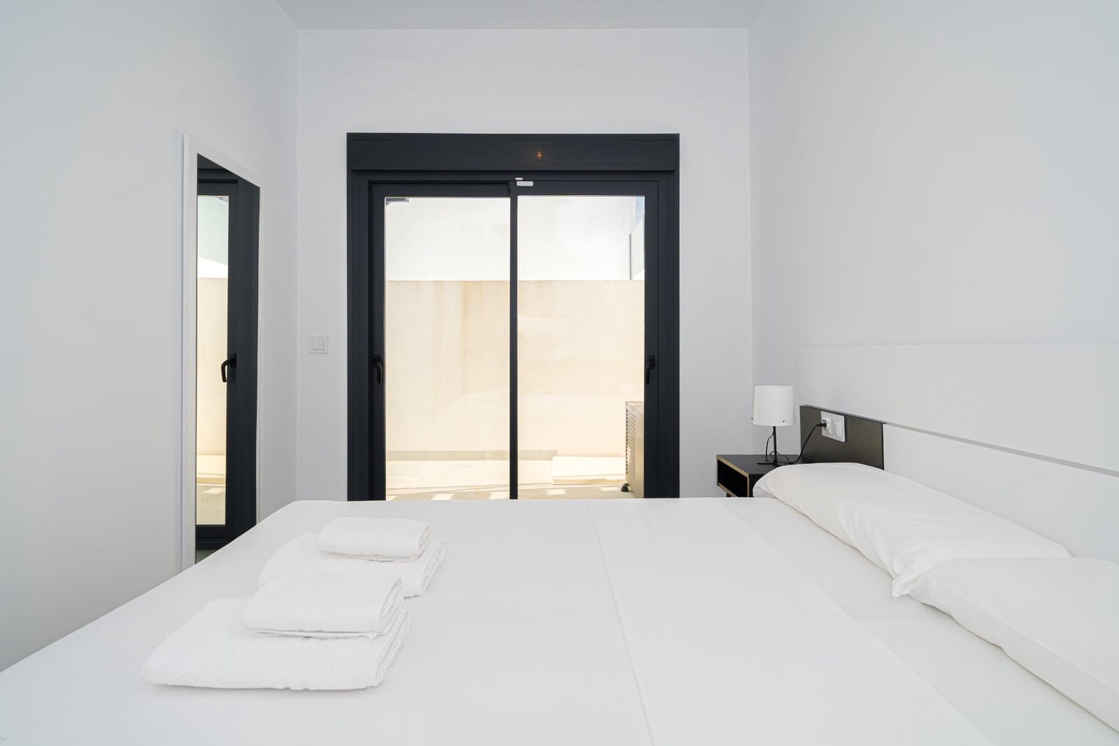 Chalet de 3 habitaciones en Daya Nueva en venta con piscina - 375.000 € (Ref: 9707895)