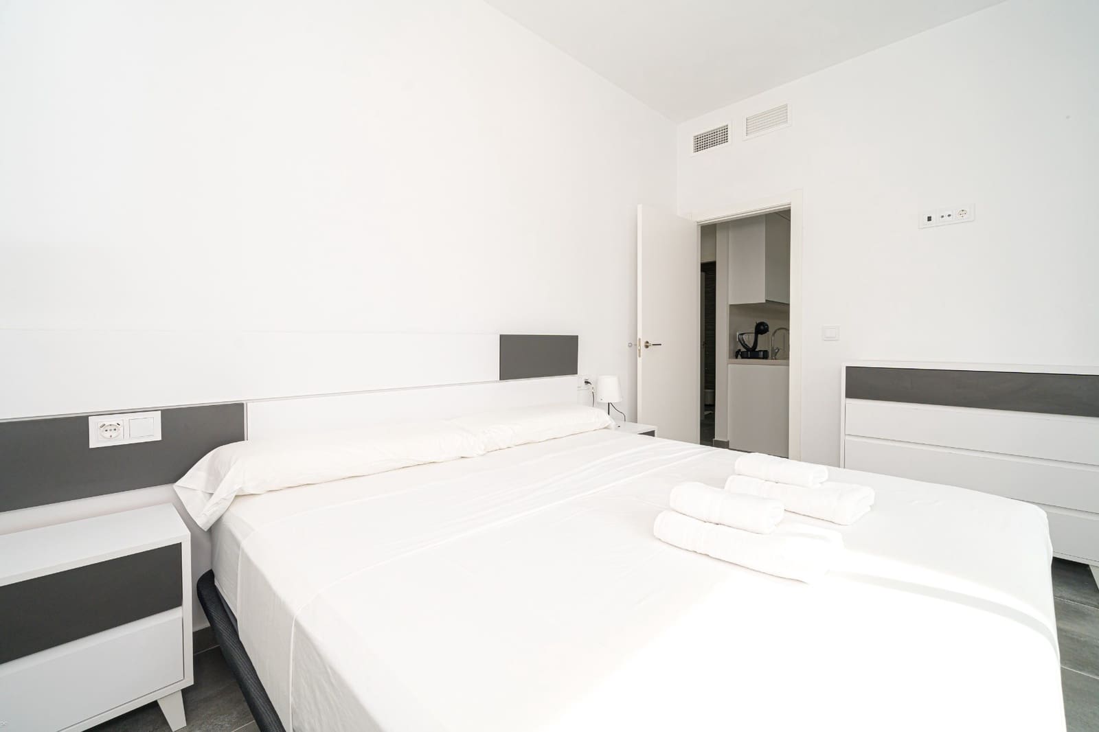 Chalet de 3 habitaciones en Daya Nueva en venta con piscina - 375.000 € (Ref: 9707895)