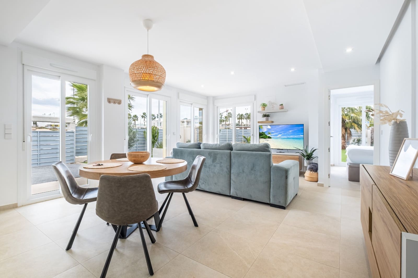 3 soveværelse Villa til salg i Vistabella med swimmingpool - € 425.000 (Ref: 9708982)