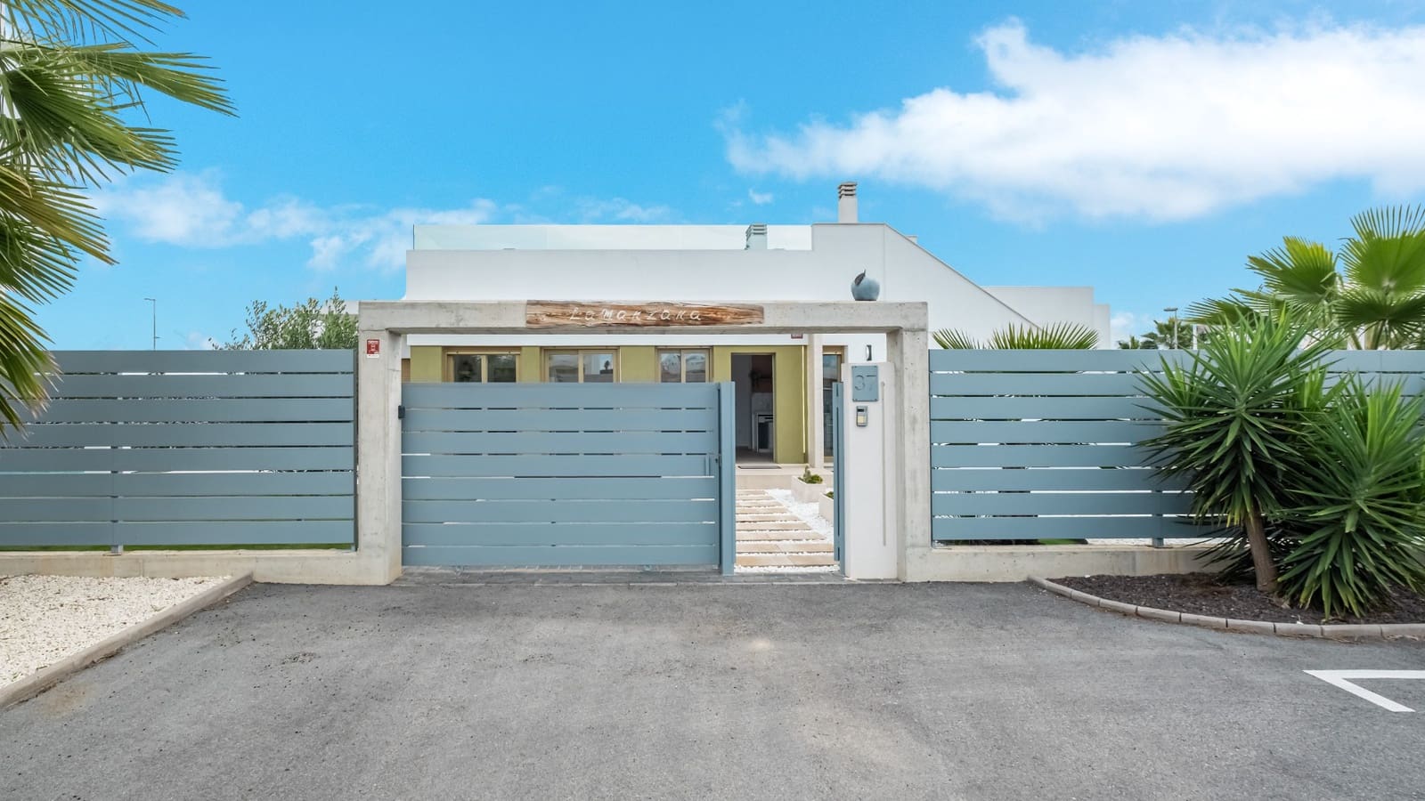 3 soveværelse Villa til salg i Vistabella med swimmingpool - € 425.000 (Ref: 9708982)