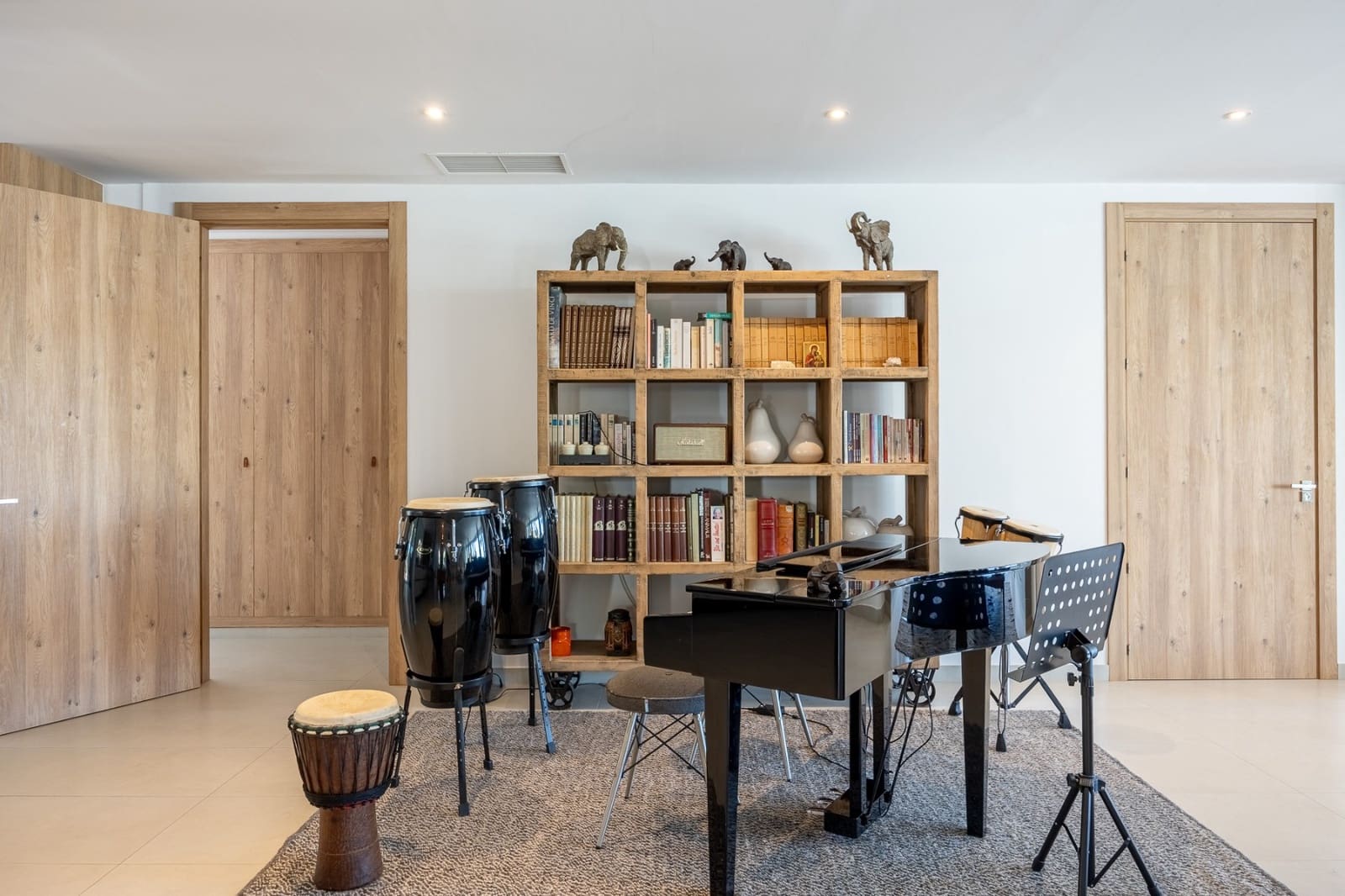 6 sypialnia Willa na sprzedaż w Montiboli z basenem garażem - 3 200 000 € (Ref: 9753698)