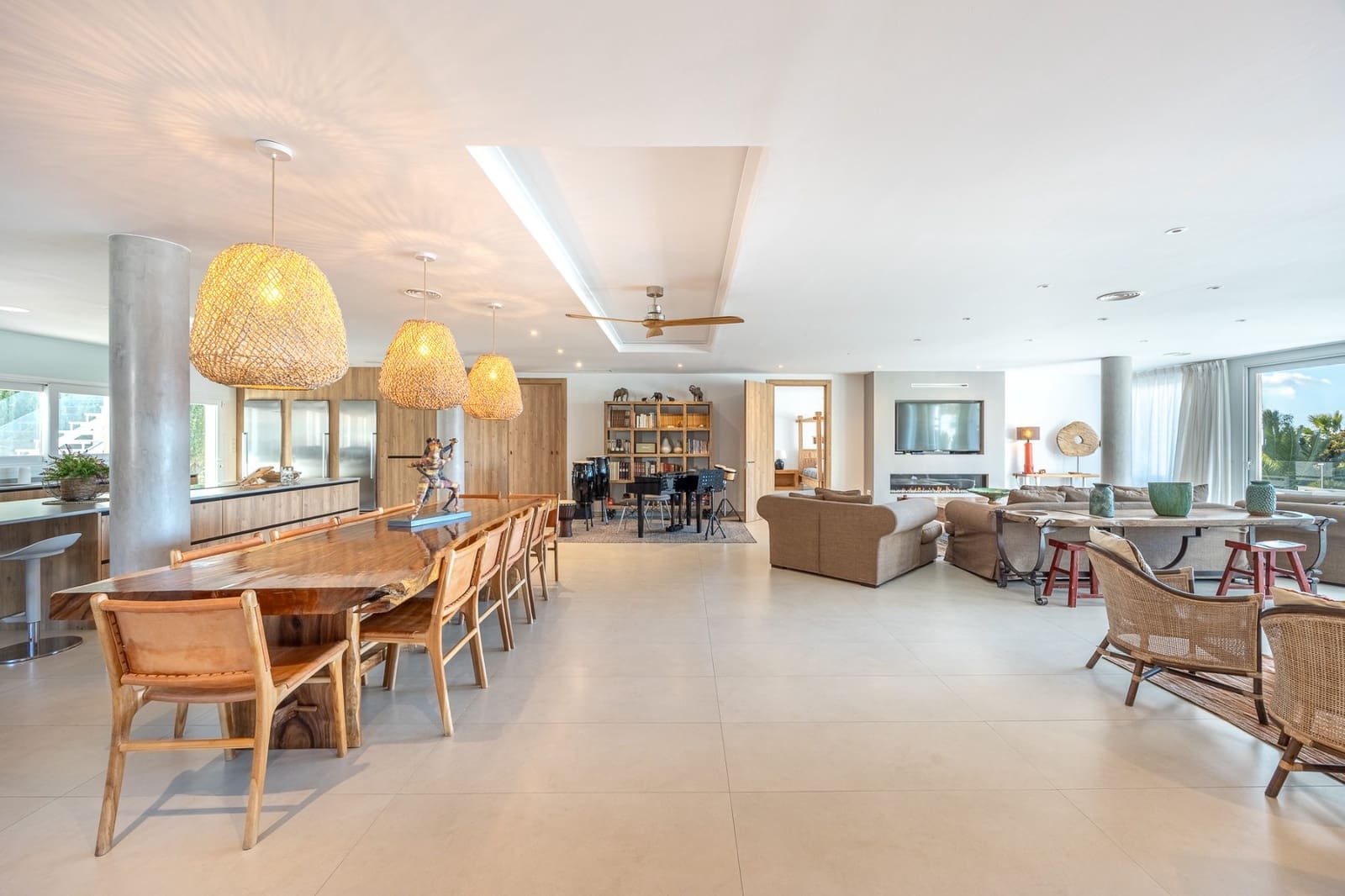 6 sypialnia Willa na sprzedaż w Montiboli z basenem garażem - 3 200 000 € (Ref: 9753698)