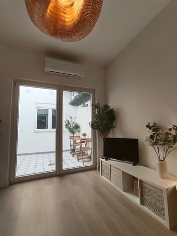 2 bedroom Flat for rent in Rocafort - € 1,600 (Ref: 10145740)