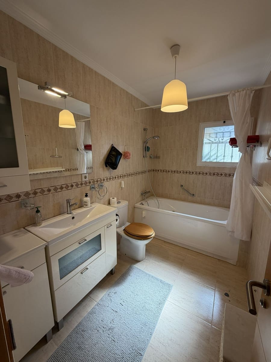 3 bedroom Villa for sale in Olocau with pool garage - € 375,000 (Ref: 10184185)