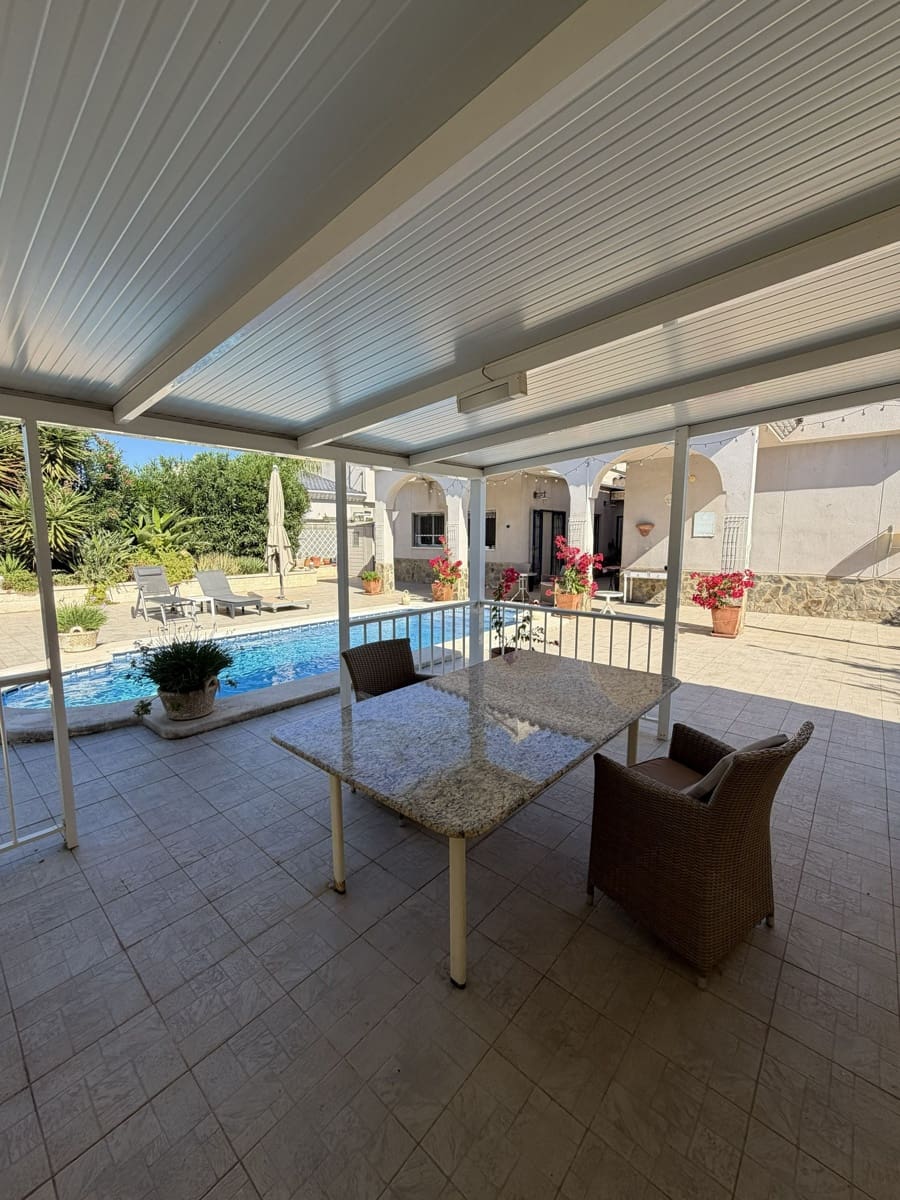 3 bedroom Villa for sale in Olocau with pool garage - € 375,000 (Ref: 10184185)