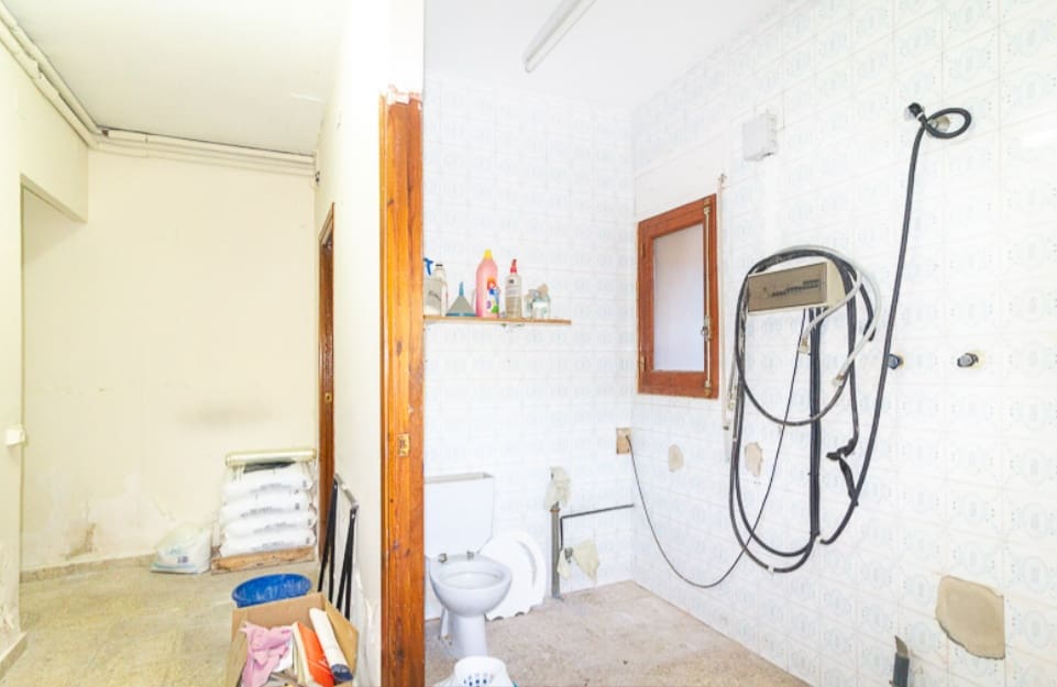 8 soverom Villa til salgs i Naquera med svømmebasseng garasje - € 398 000 (Ref: 8015744)