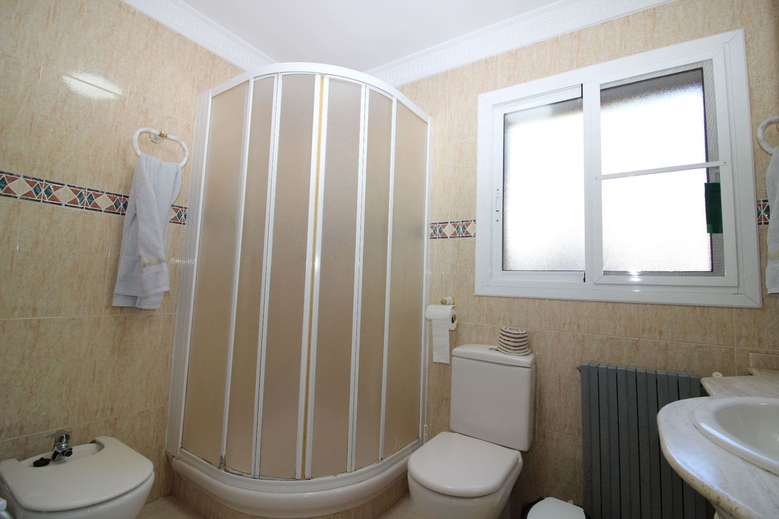 8 soverom Villa til salgs i Naquera med svømmebasseng garasje - € 398 000 (Ref: 8015744)