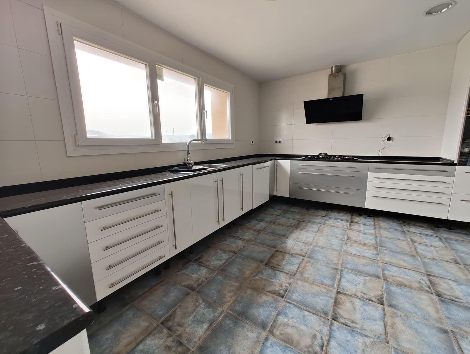 4 soveværelse Finca/Landehus til salg i Talayuelas med garage - € 480.000 (Ref: 8757487)