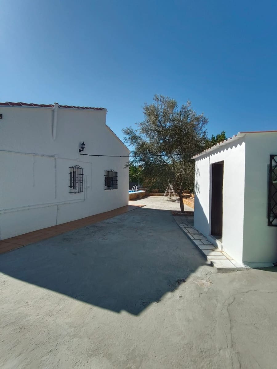 3 soverom Villa til salgs i Naquera med svømmebasseng garasje - € 294 900 (Ref: 9177643)