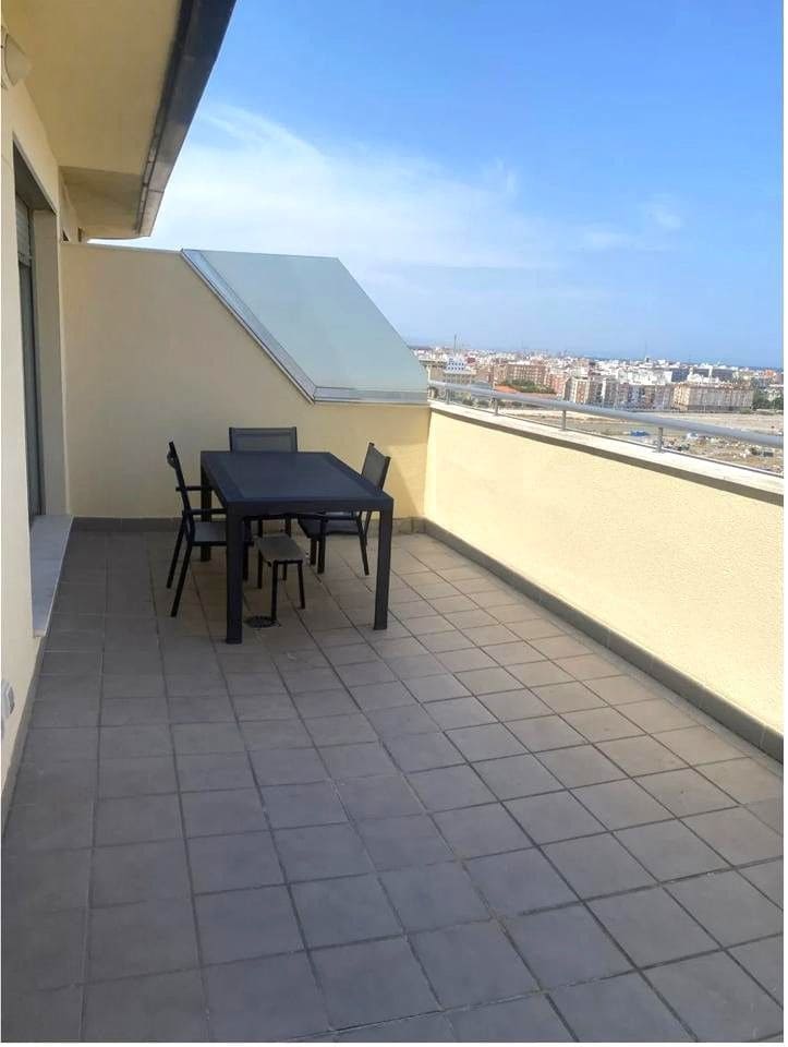 3 soveværelse Byhus til salg i Valencia by med garage - € 560.000 (Ref: 9177647)