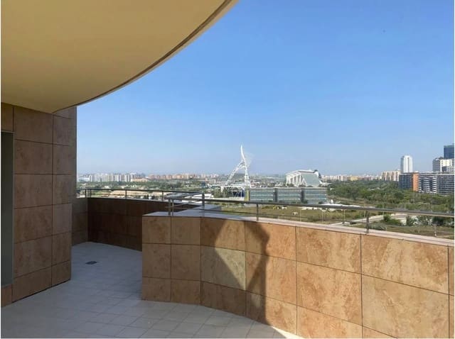 4 slaapkamer Appartement te koop in Valencia stad met zwembad garage - € 548.000 (Ref: 9177648)