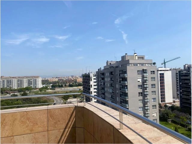 4 quarto Apartamento para venda em Valência cidade com piscina garagem - 548 000 € (Ref: 9177648)