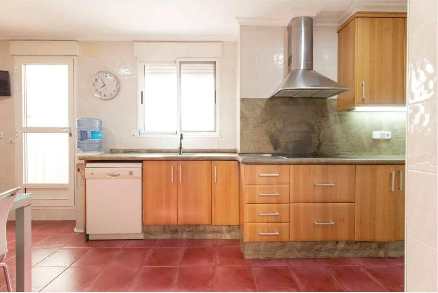 5 soveværelse Villa til salg i Lliria med garage - € 349.000 (Ref: 9180788)