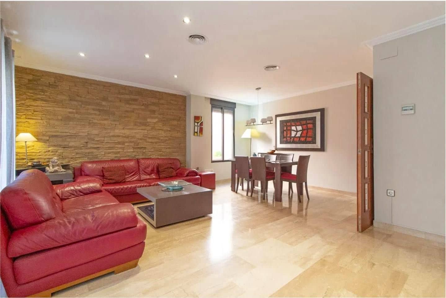 5 soveværelse Villa til salg i Lliria med garage - € 349.000 (Ref: 9180788)