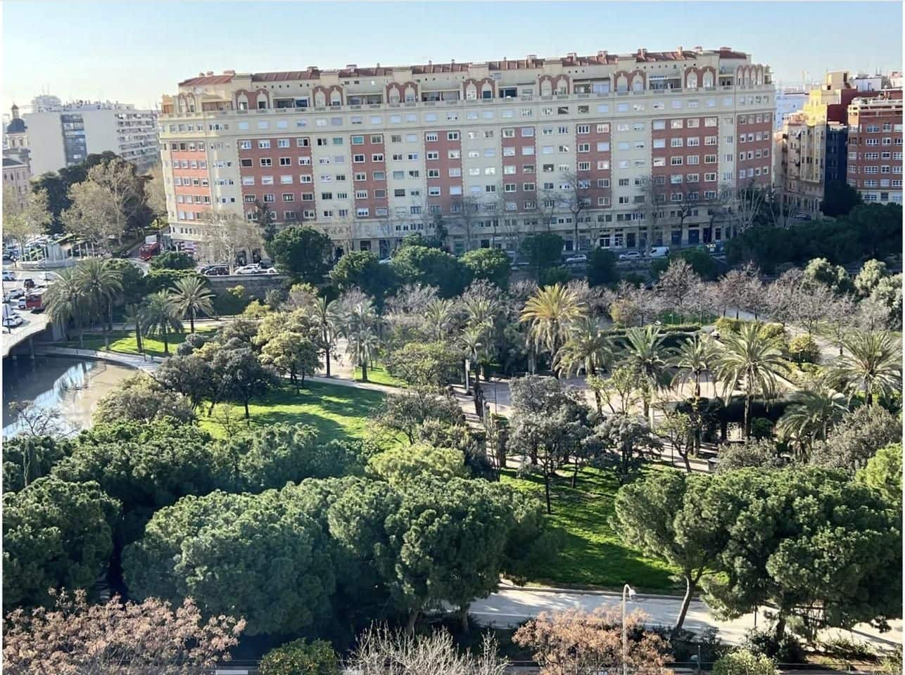 3 slaapkamer Flat te koop in Valencia stad - € 560.000 (Ref: 9183273)