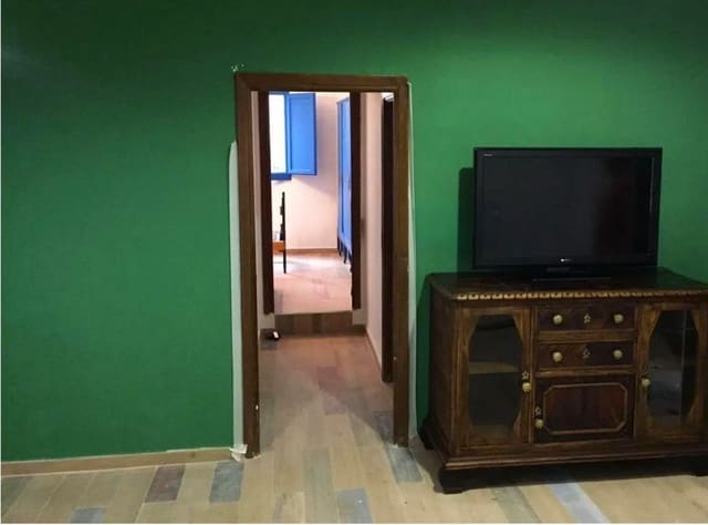 9 Zimmer Villa zu verkaufen in Chulilla mit Garage - 260.000 € (Ref: 9189574)