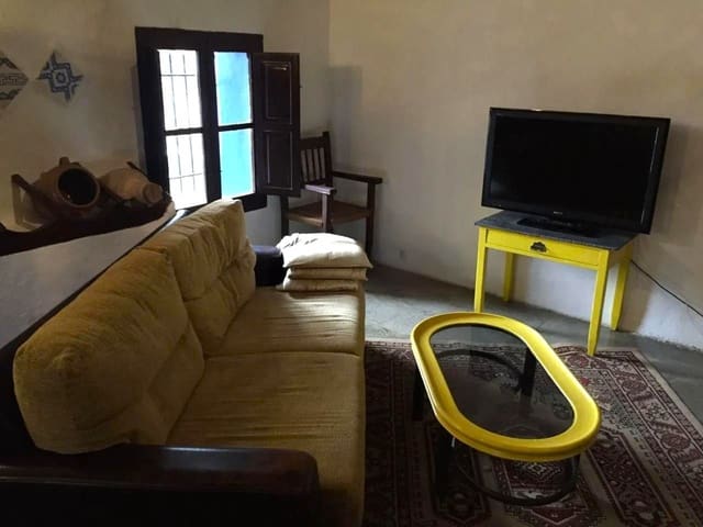 9 Zimmer Villa zu verkaufen in Chulilla mit Garage - 260.000 € (Ref: 9189574)