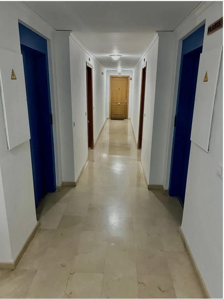 2 makuuhuone Huoneisto myytävänä paikassa Canet d'En Berenguer mukana uima-altaan 
autotalli - 280 000 € (Ref: 9189575)