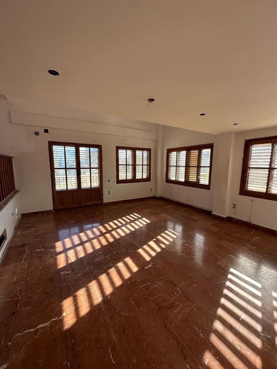 6 sovrum Villa till salu i Betera med pool garage - 940 000 € (Ref: 9371732)