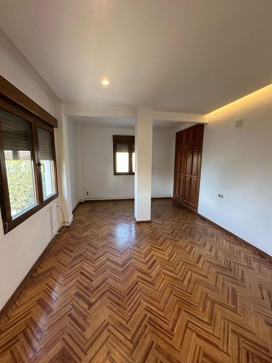 6 sovrum Villa till salu i Betera med pool garage - 940 000 € (Ref: 9371732)