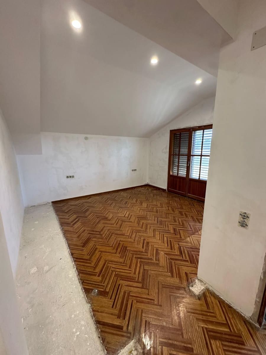 6 sovrum Villa till salu i Betera med pool garage - 940 000 € (Ref: 9371732)