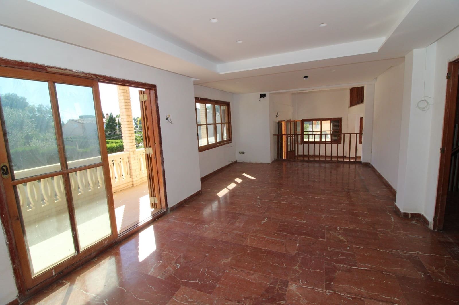 6 sovrum Villa till salu i Betera med pool garage - 940 000 € (Ref: 9371732)