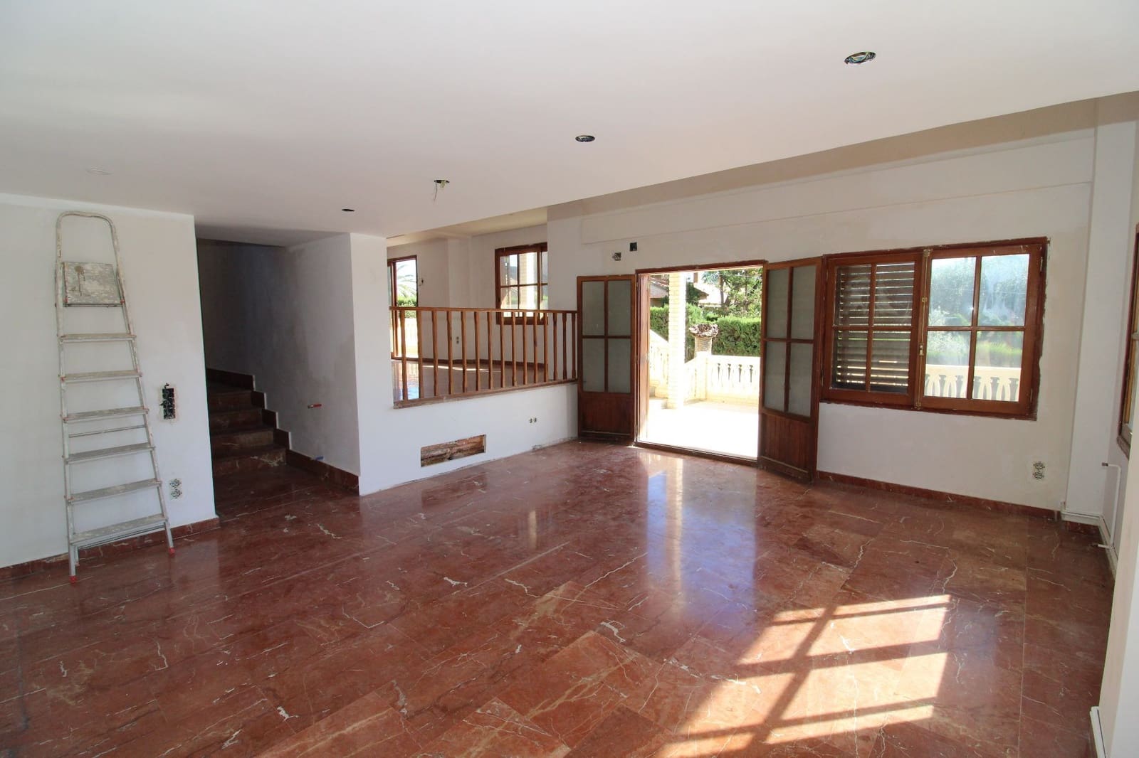 6 sovrum Villa till salu i Betera med pool garage - 940 000 € (Ref: 9371732)