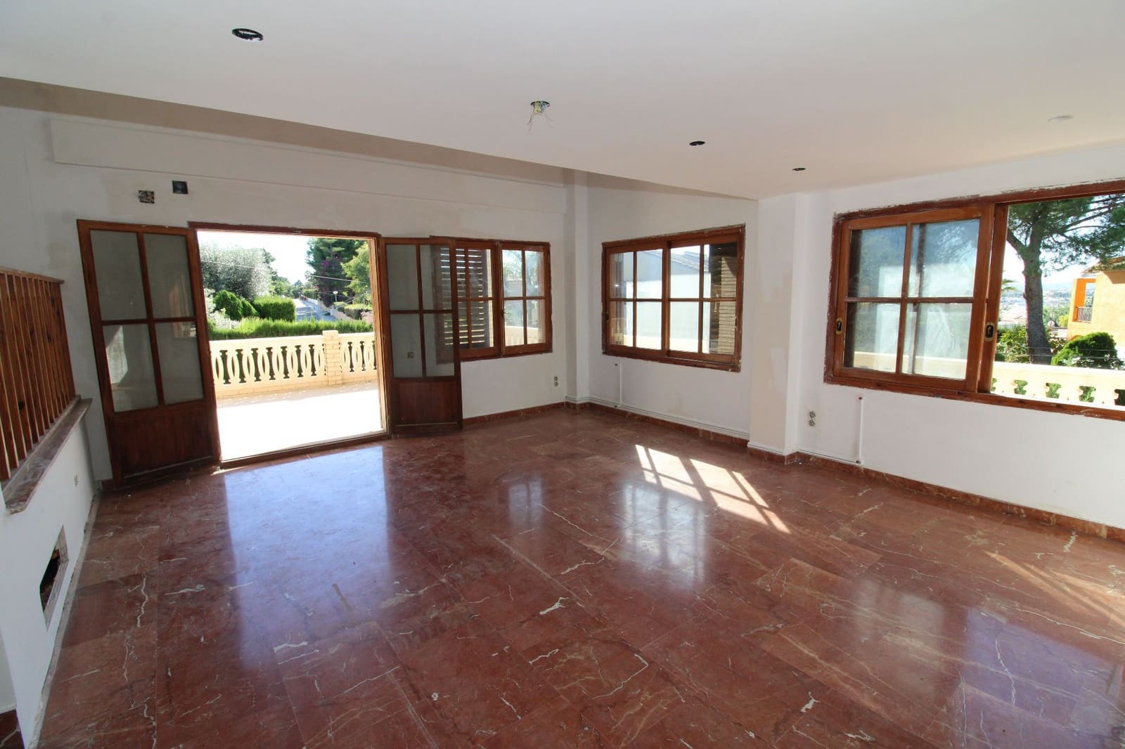 6 sovrum Villa till salu i Betera med pool garage - 940 000 € (Ref: 9371732)