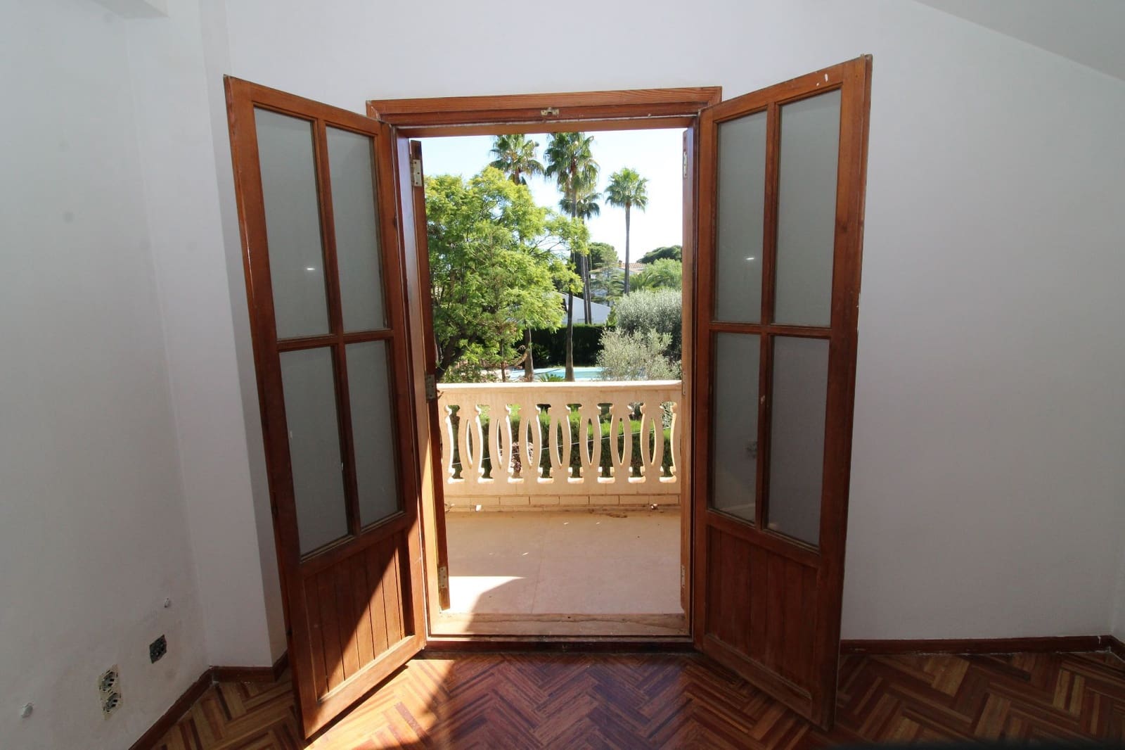 6 sovrum Villa till salu i Betera med pool garage - 940 000 € (Ref: 9371732)