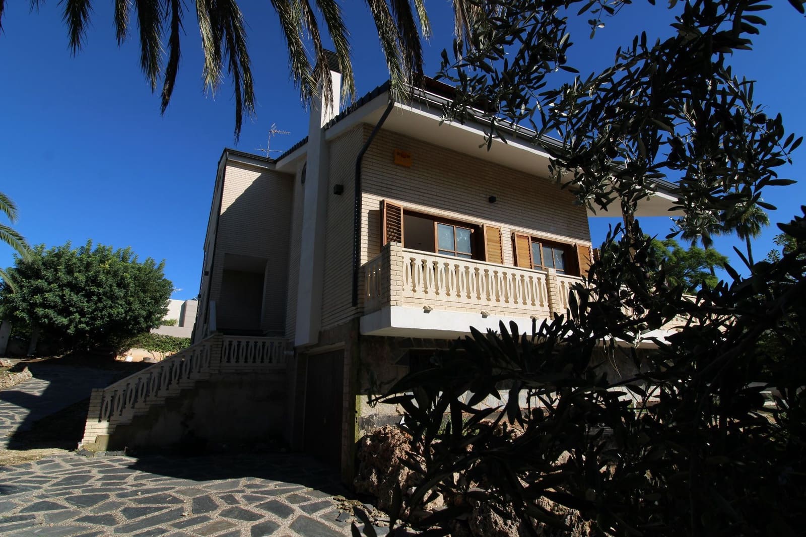 6 sovrum Villa till salu i Betera med pool garage - 940 000 € (Ref: 9371732)