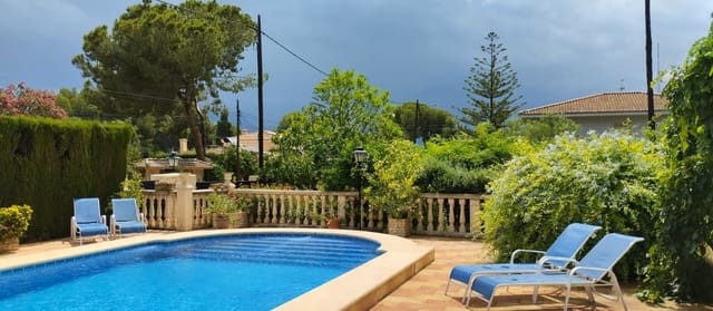 9 soverom Villa til salgs i Serra med svømmebasseng garasje - € 449 000 (Ref: 9433054)