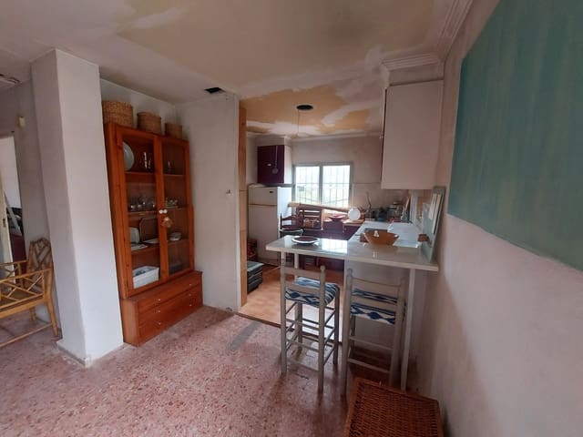 2 slaapkamer Finca/Landhuis te koop in Olocau met zwembad garage - € 120.000 (Ref: 9451618)