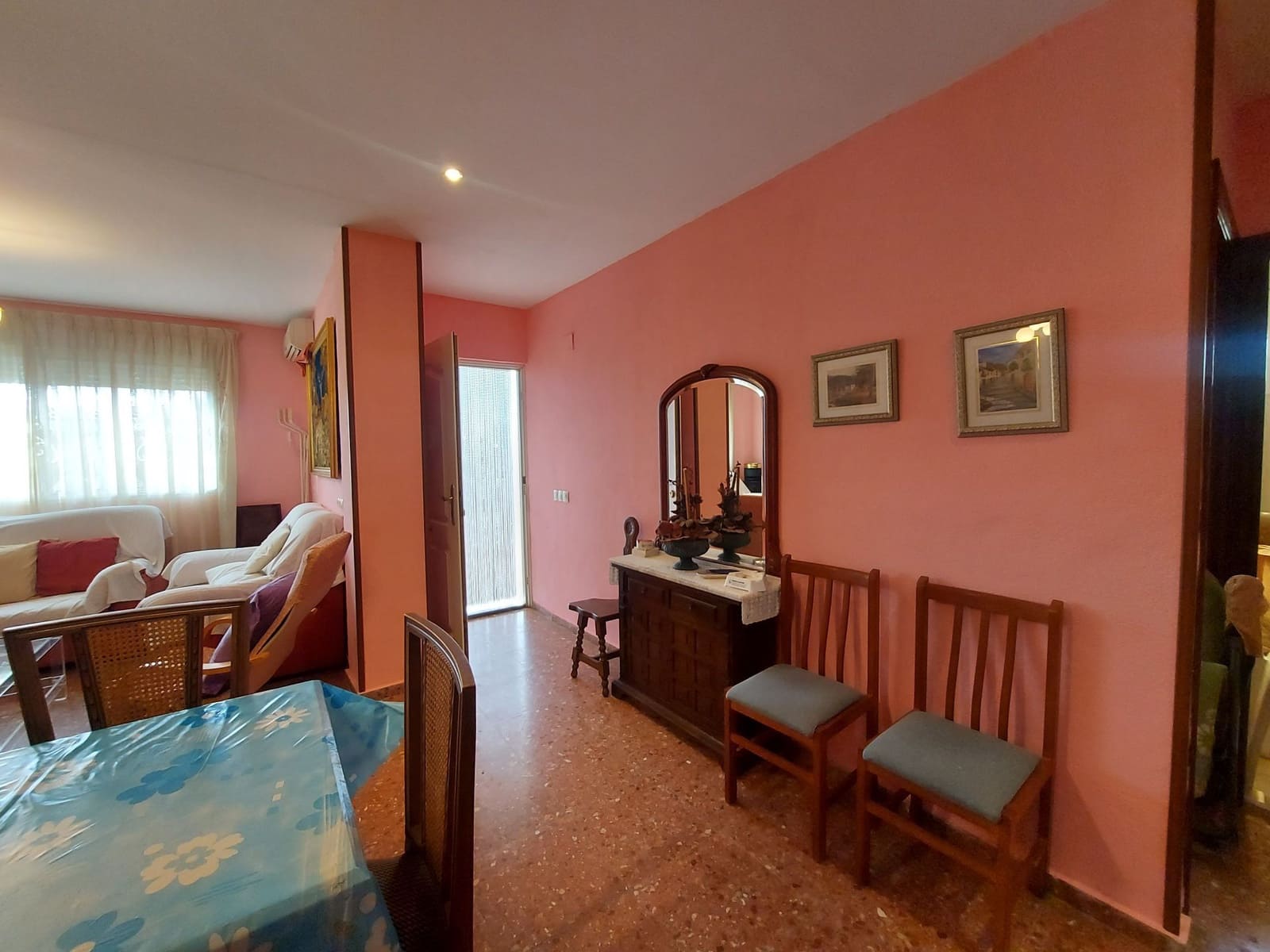 5 bedroom Villa for sale in Olocau with pool garage - € 450,000 (Ref: 9478548)