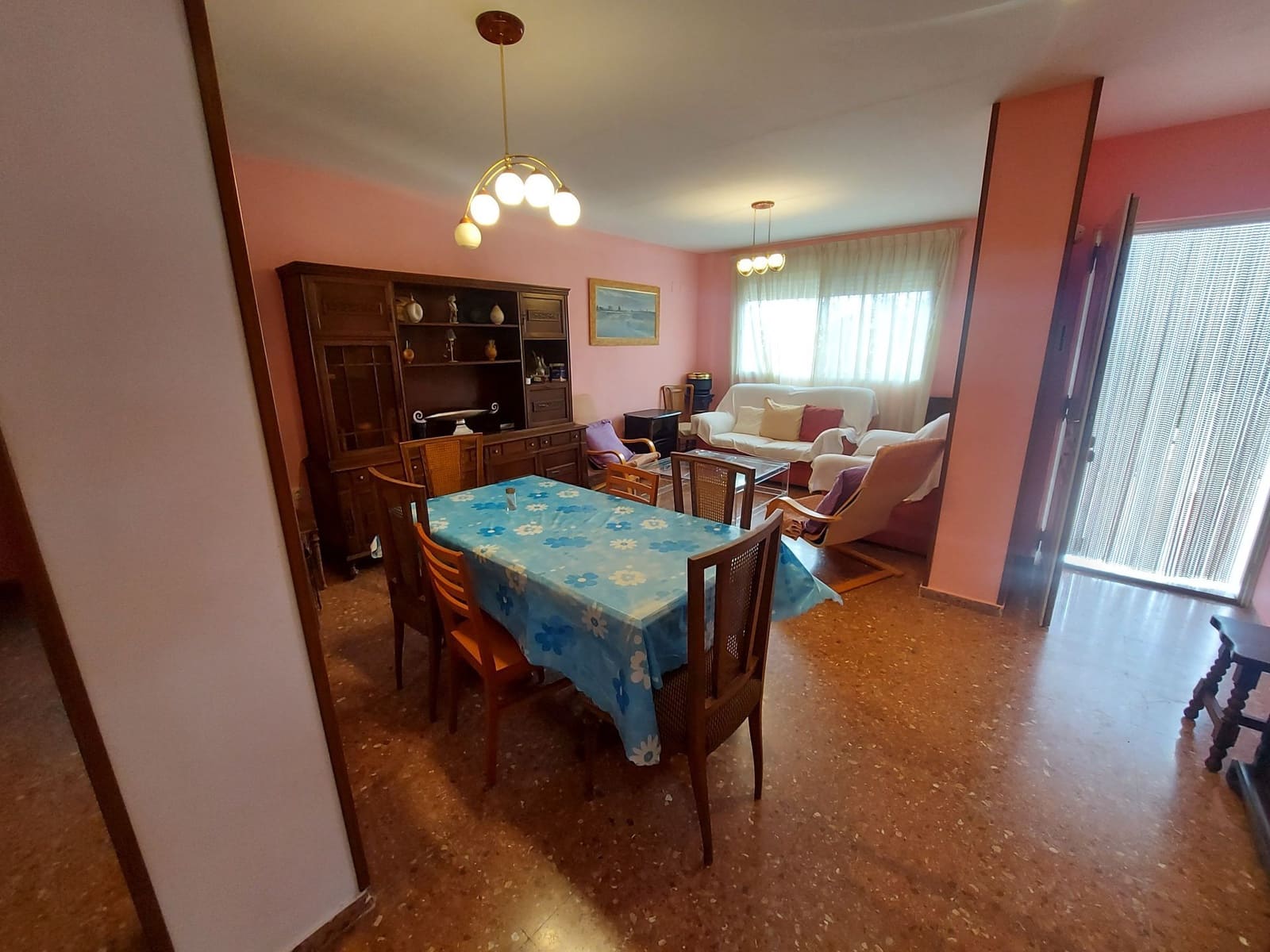 5 bedroom Villa for sale in Olocau with pool garage - € 450,000 (Ref: 9478548)