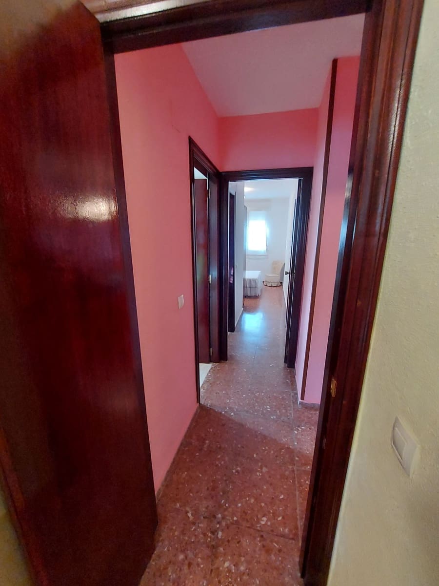 5 bedroom Villa for sale in Olocau with pool garage - € 450,000 (Ref: 9478548)