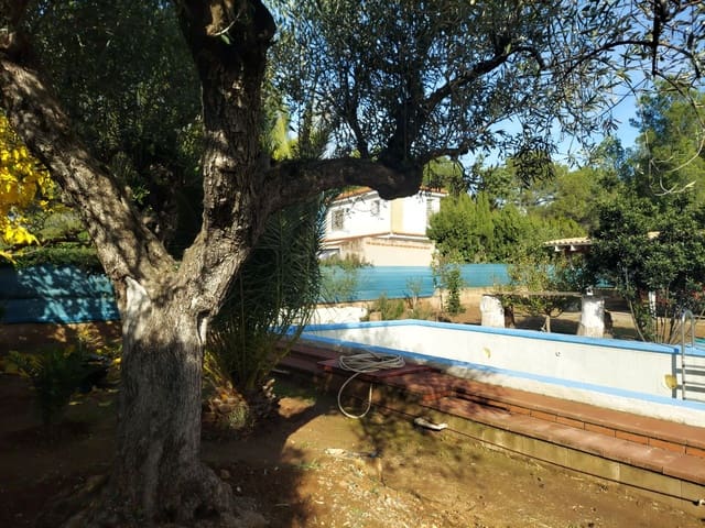 5 bedroom Villa for sale in Olocau with pool garage - € 450,000 (Ref: 9478548)