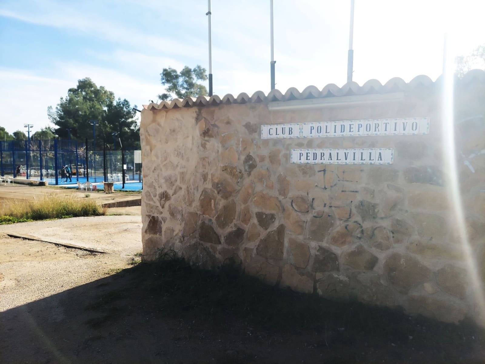 5 bedroom Villa for sale in Olocau with pool garage - € 450,000 (Ref: 9478548)