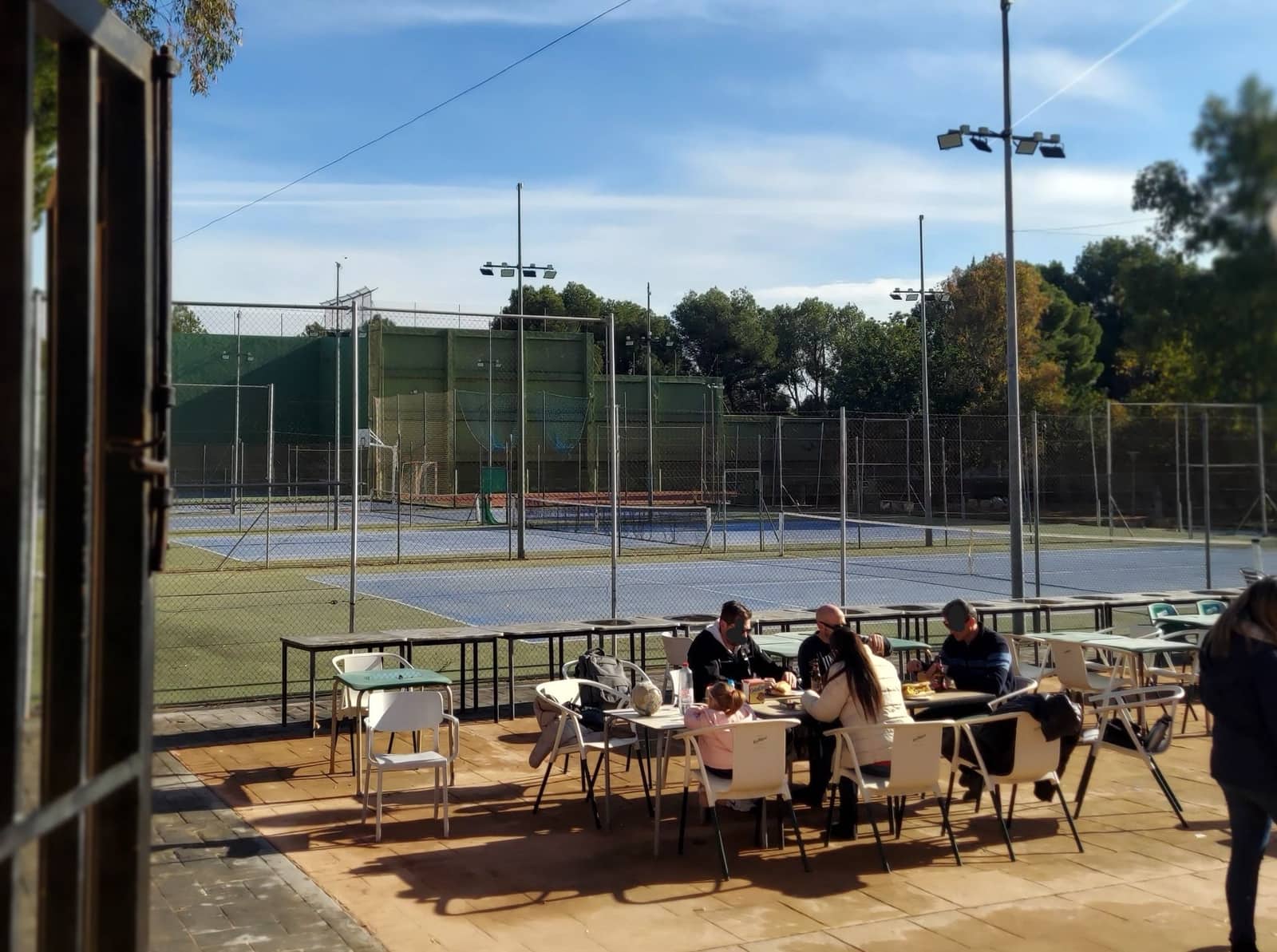 5 bedroom Villa for sale in Olocau with pool garage - € 450,000 (Ref: 9478548)